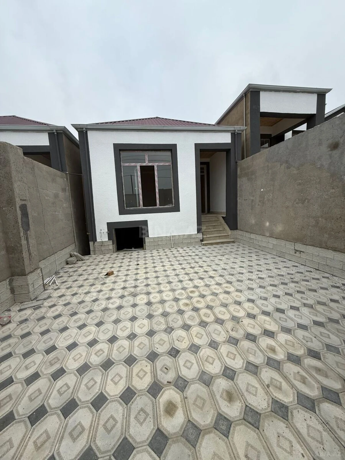 Satılır 2 otaqlı həyət evi 55 m²