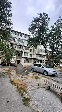 Satılır 1 otaqlı mənzil 33 m²