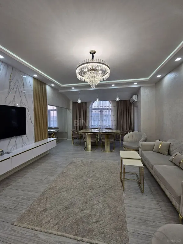 Kirayə verilir 4 otaqlı mənzil 200 m²