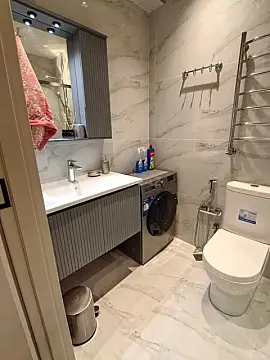 Kirayə verilir 2 otaqlı mənzil 75 m²