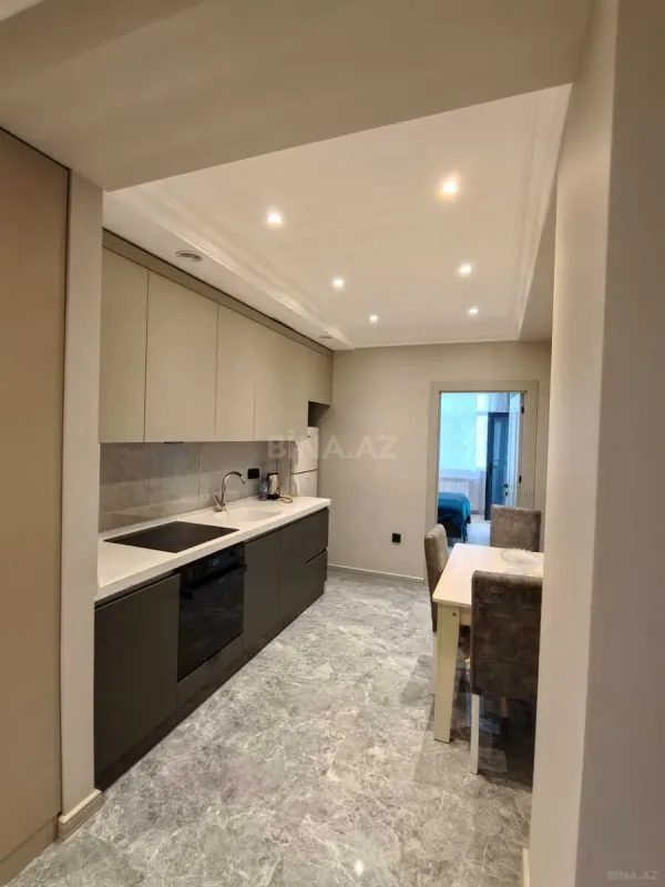 Kirayə verilir 2 otaqlı mənzil 75 m²