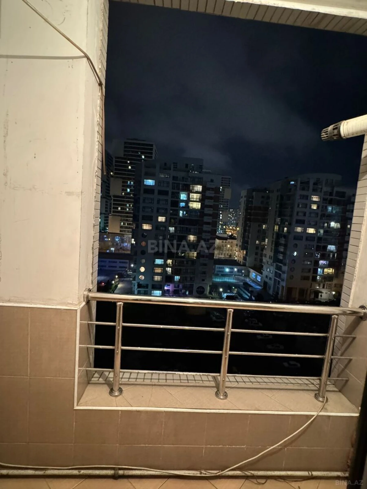 Kirayə verilir 2 otaqlı mənzil 60 m²