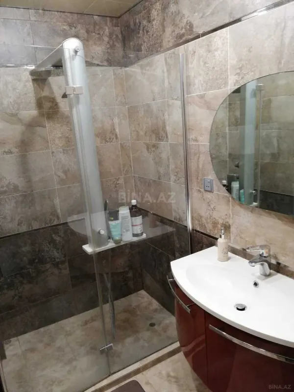Satılır 4 otaqlı mənzil 100 m²