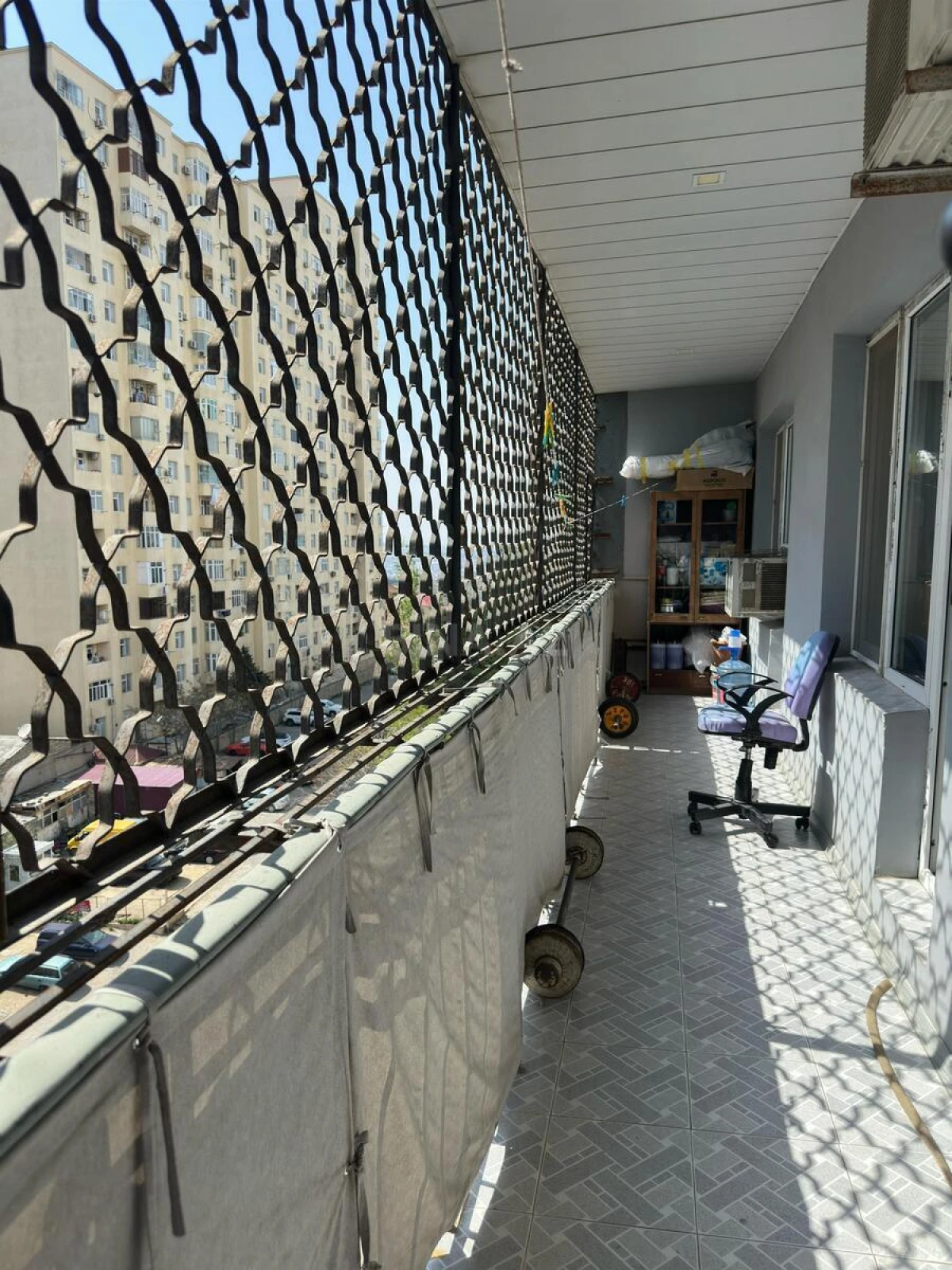 Satılır 4 otaqlı mənzil 100 m²