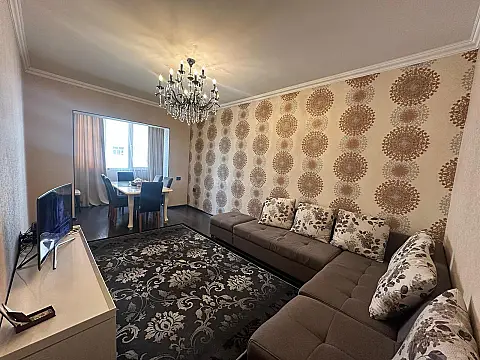 Satılır 4 otaqlı mənzil 100 m² — Bakı, Memar Əcəmi yanı 4 otaq 100.00 m²