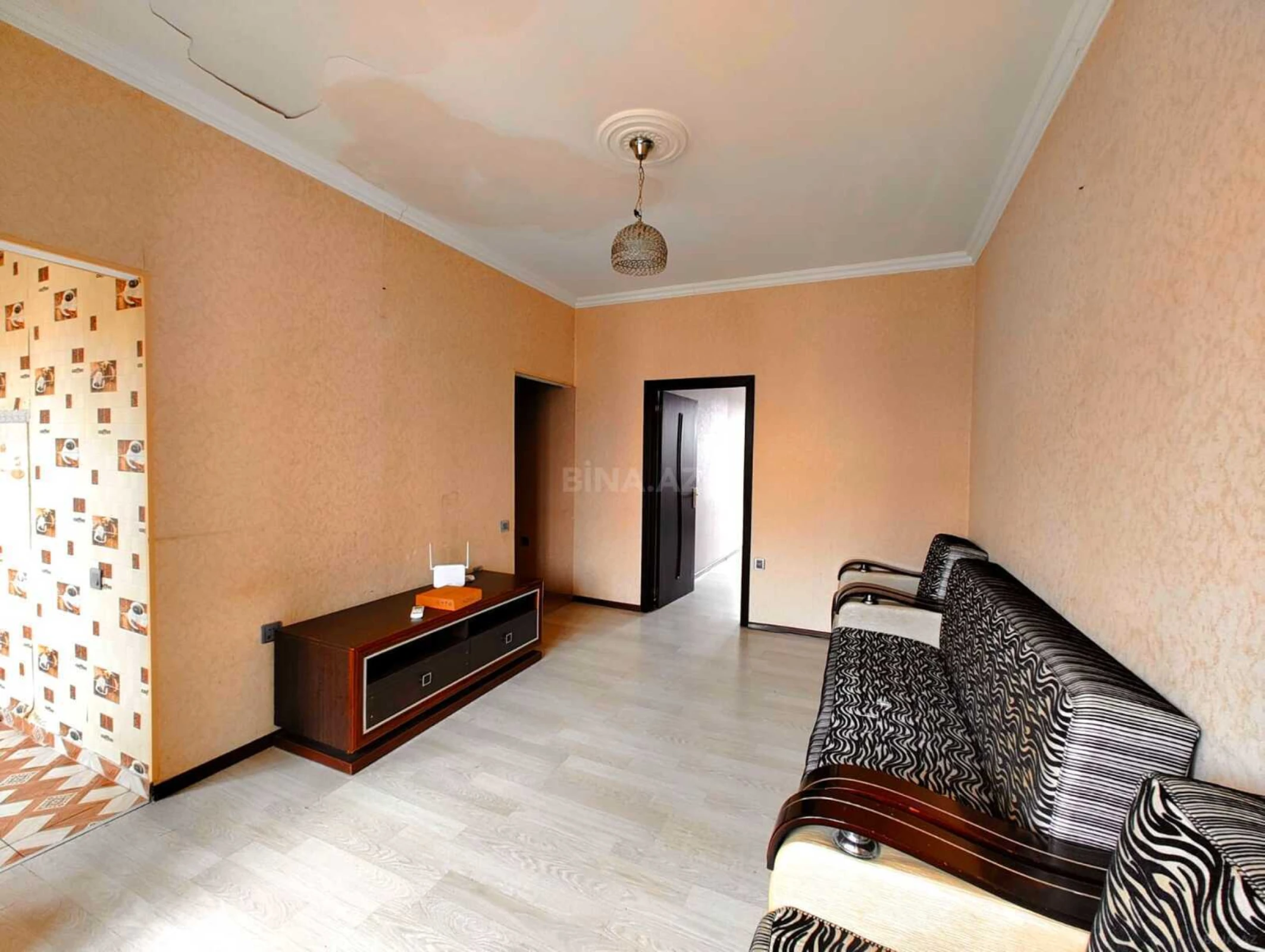 Kirayə verilir 2 otaqlı mənzil 60 m²