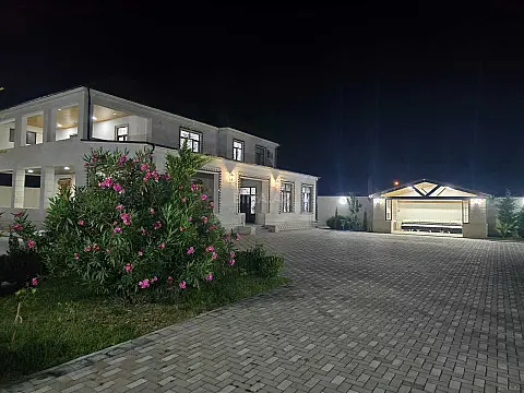 Satılır 7 otaqlı həyət evi 400 m² — Bakı, Şüvəlan 7 otaq 400.00 m²