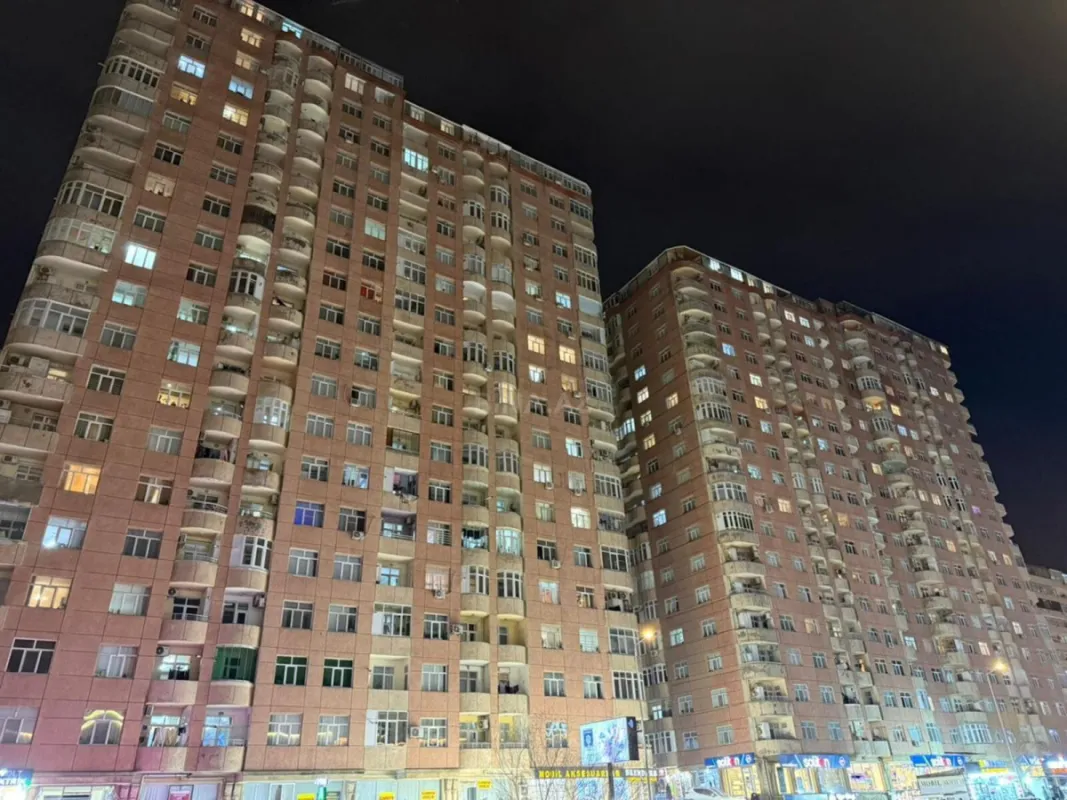 Kirayə verilir 2 otaqlı mənzil 80 m²