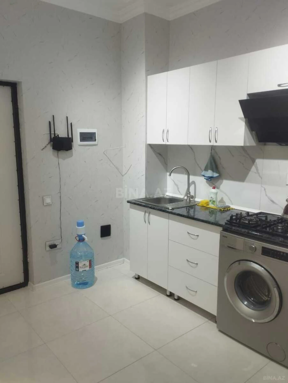 Kirayə verilir 2 otaqlı mənzil 72 m²