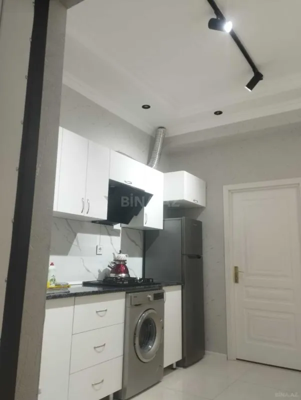 Kirayə verilir 2 otaqlı mənzil 72 m²