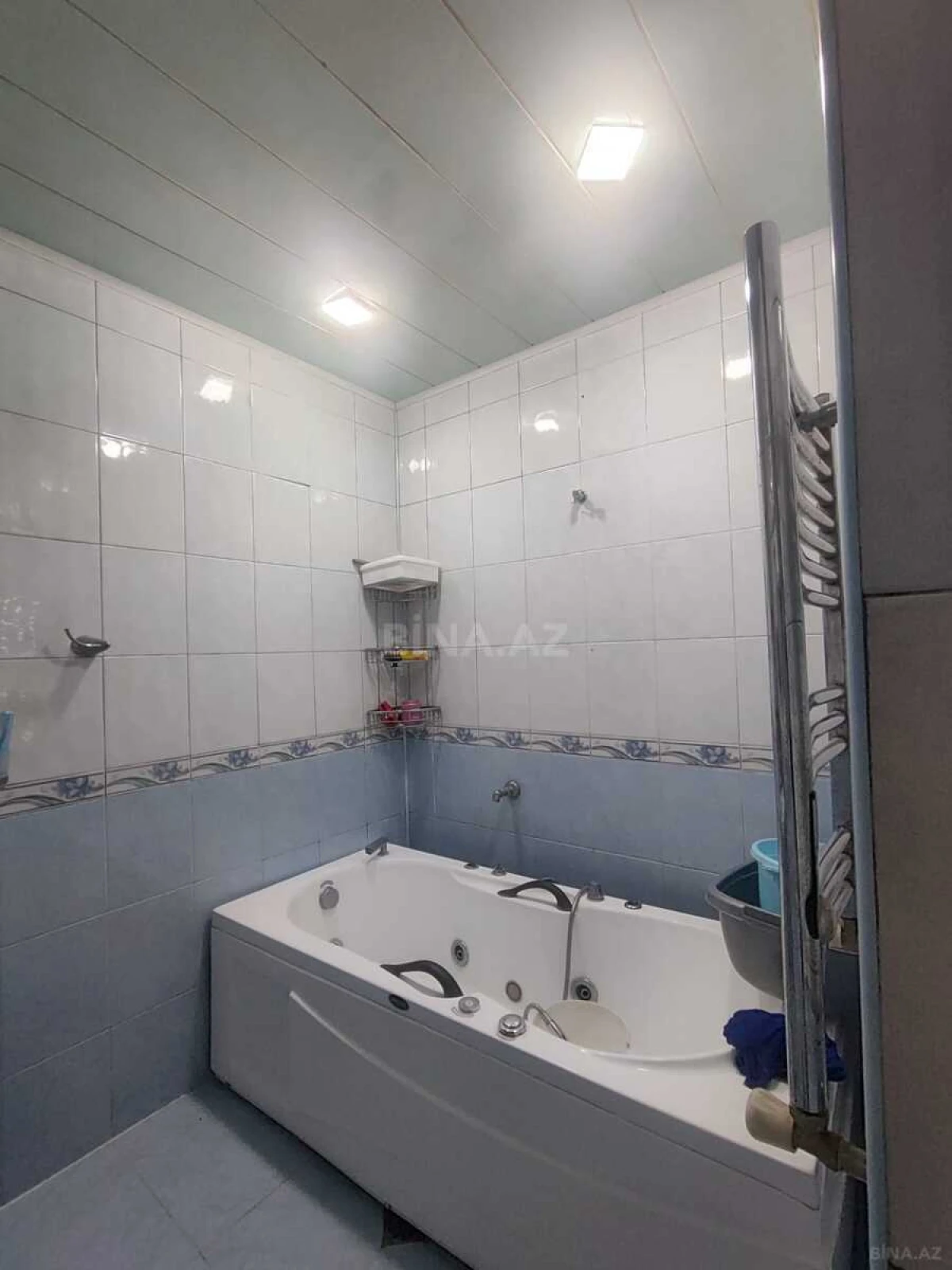 Satılır 3 otaqlı mənzil 104 m²