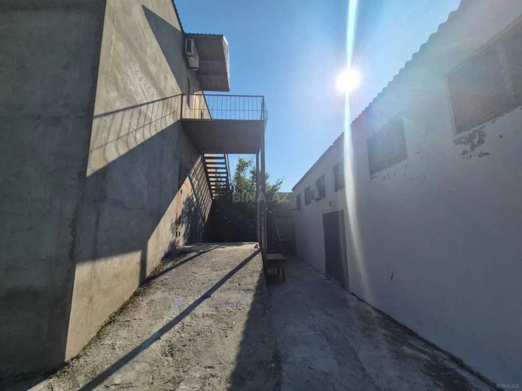 Satılır obyekt 1100 m²