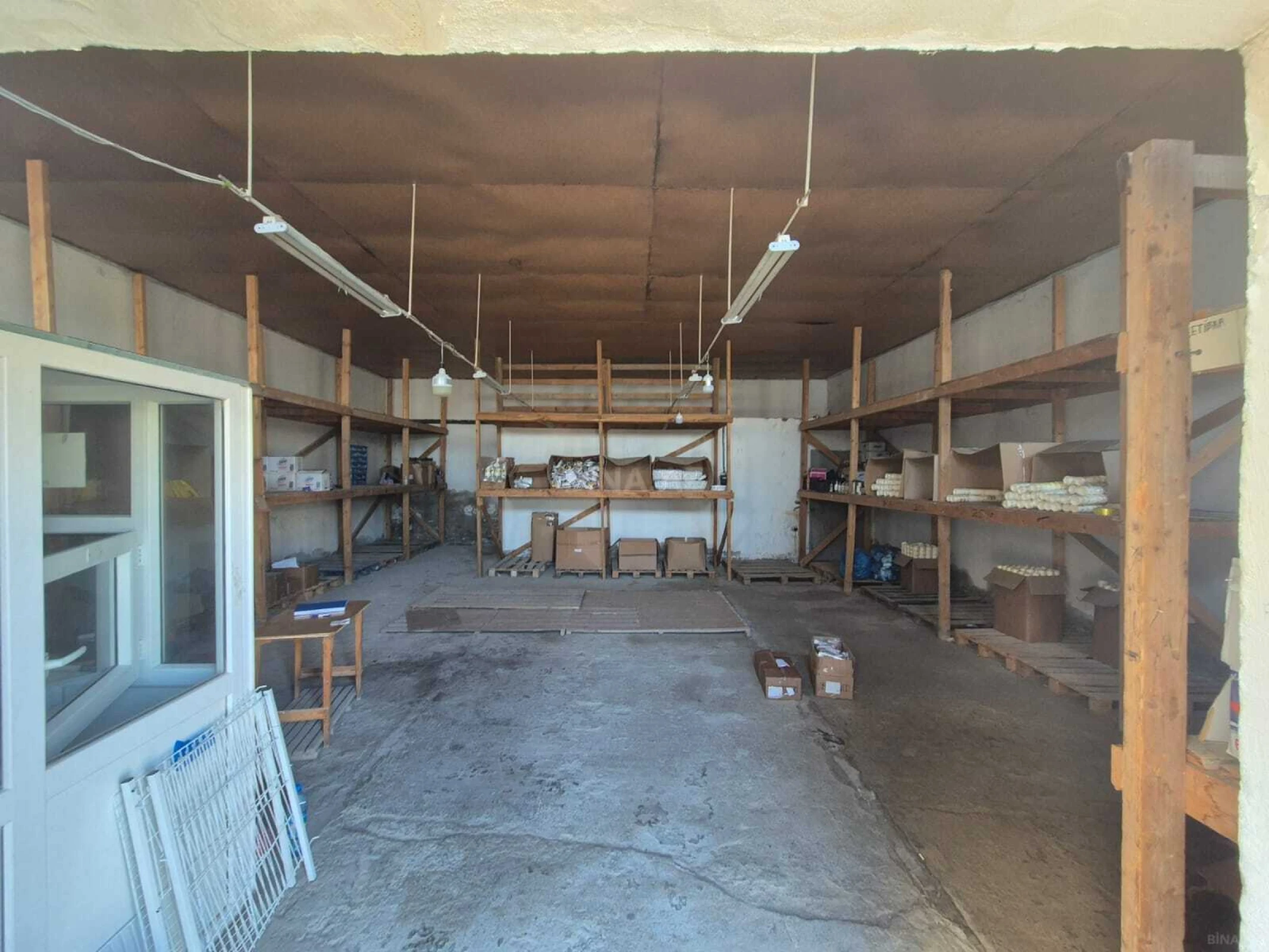 Satılır obyekt 1100 m²