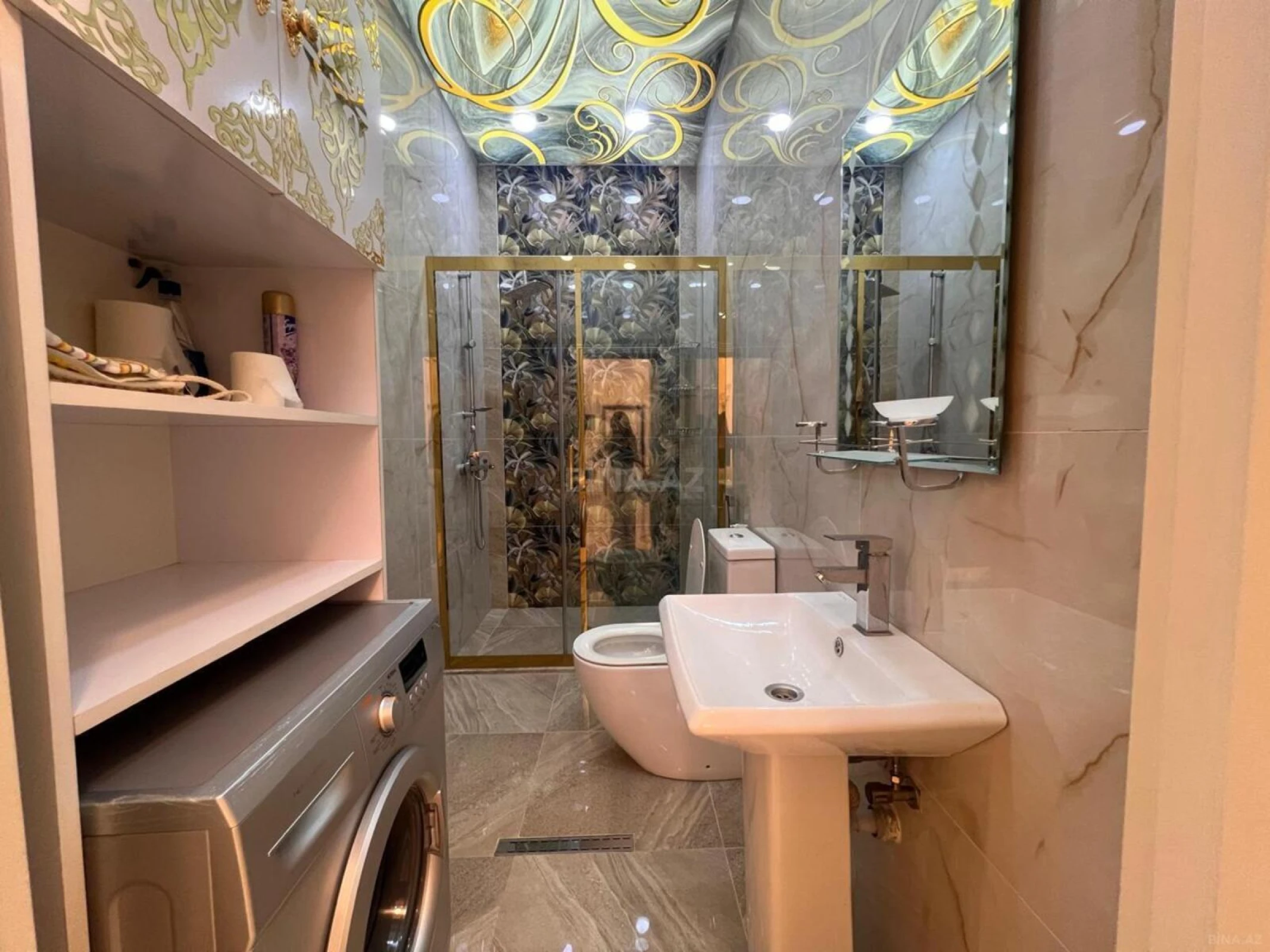 Kirayə verilir 3 otaqlı mənzil 160 m²