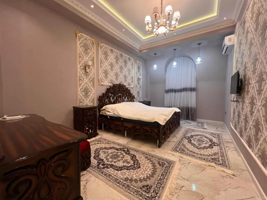 Kirayə verilir 3 otaqlı mənzil 160 m²