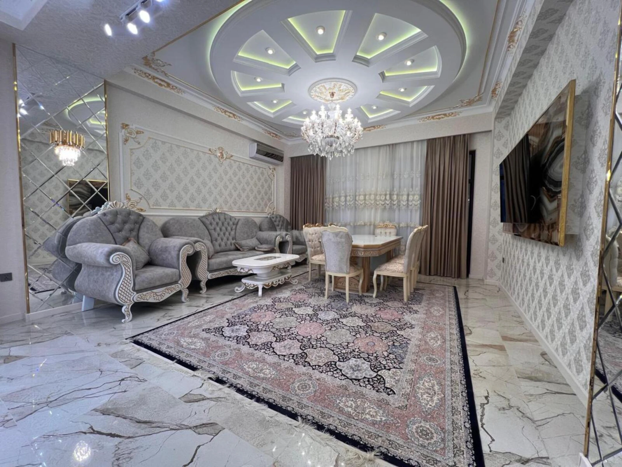 Kirayə verilir 3 otaqlı mənzil 160 m²