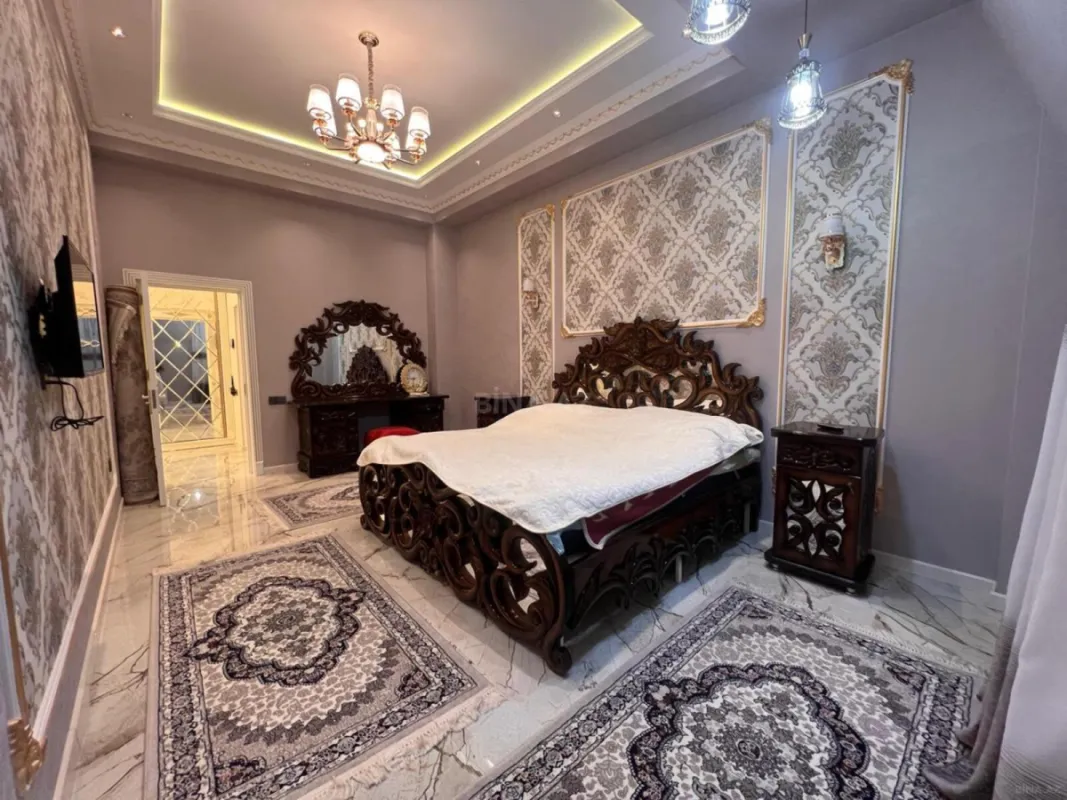 Kirayə verilir 3 otaqlı mənzil 160 m²