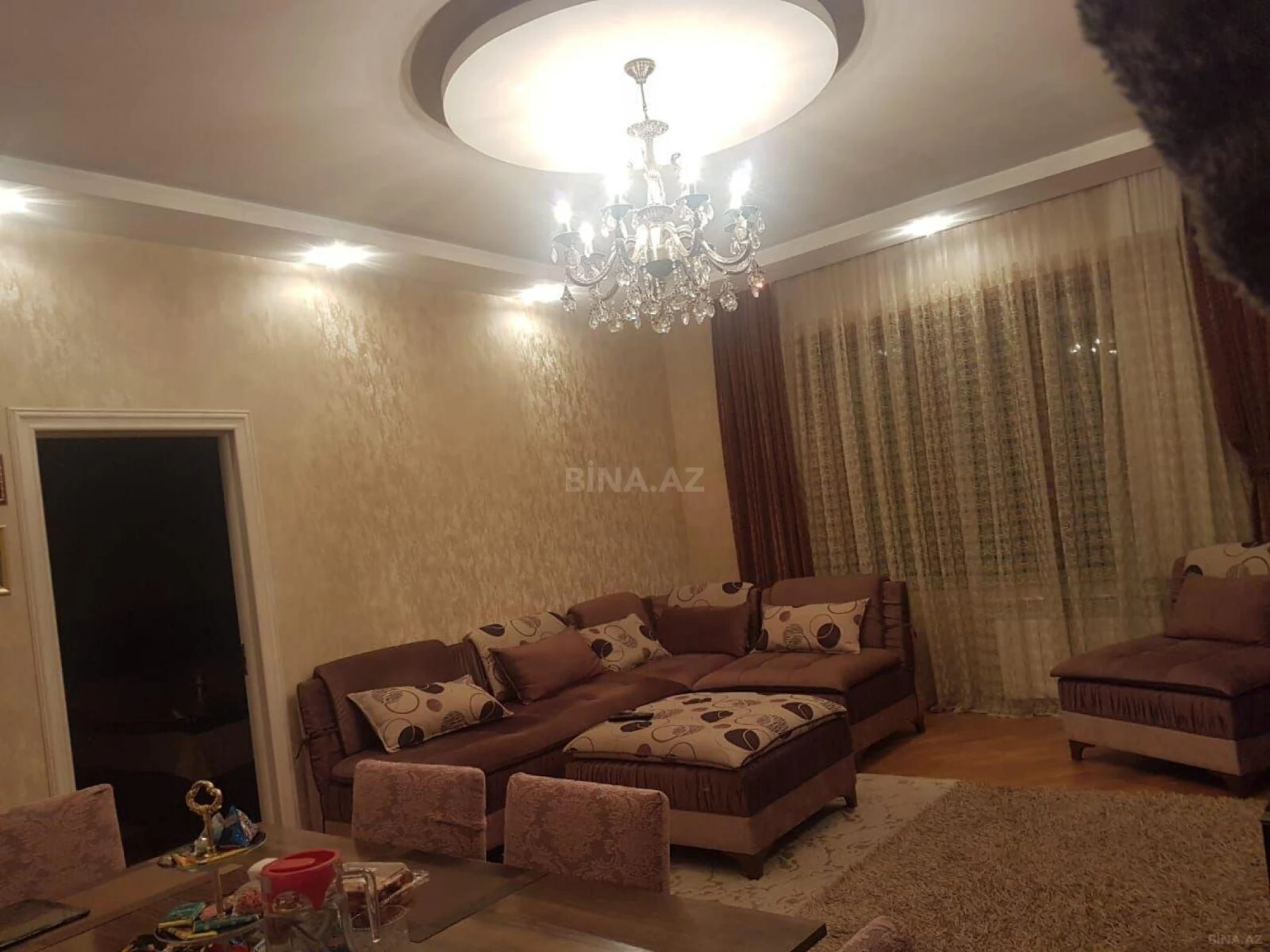 Satılır 3 otaqlı mənzil 90 m²