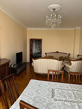 Satılır 3 otaqlı mənzil 120 m²