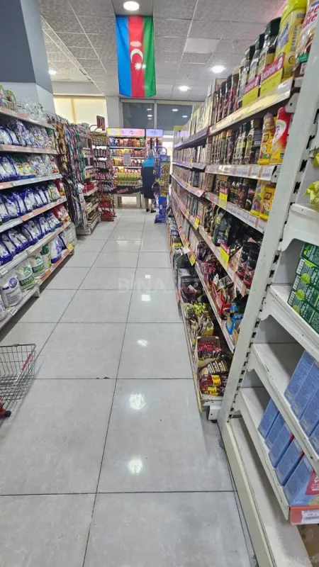 Satılır obyekt 220 m²