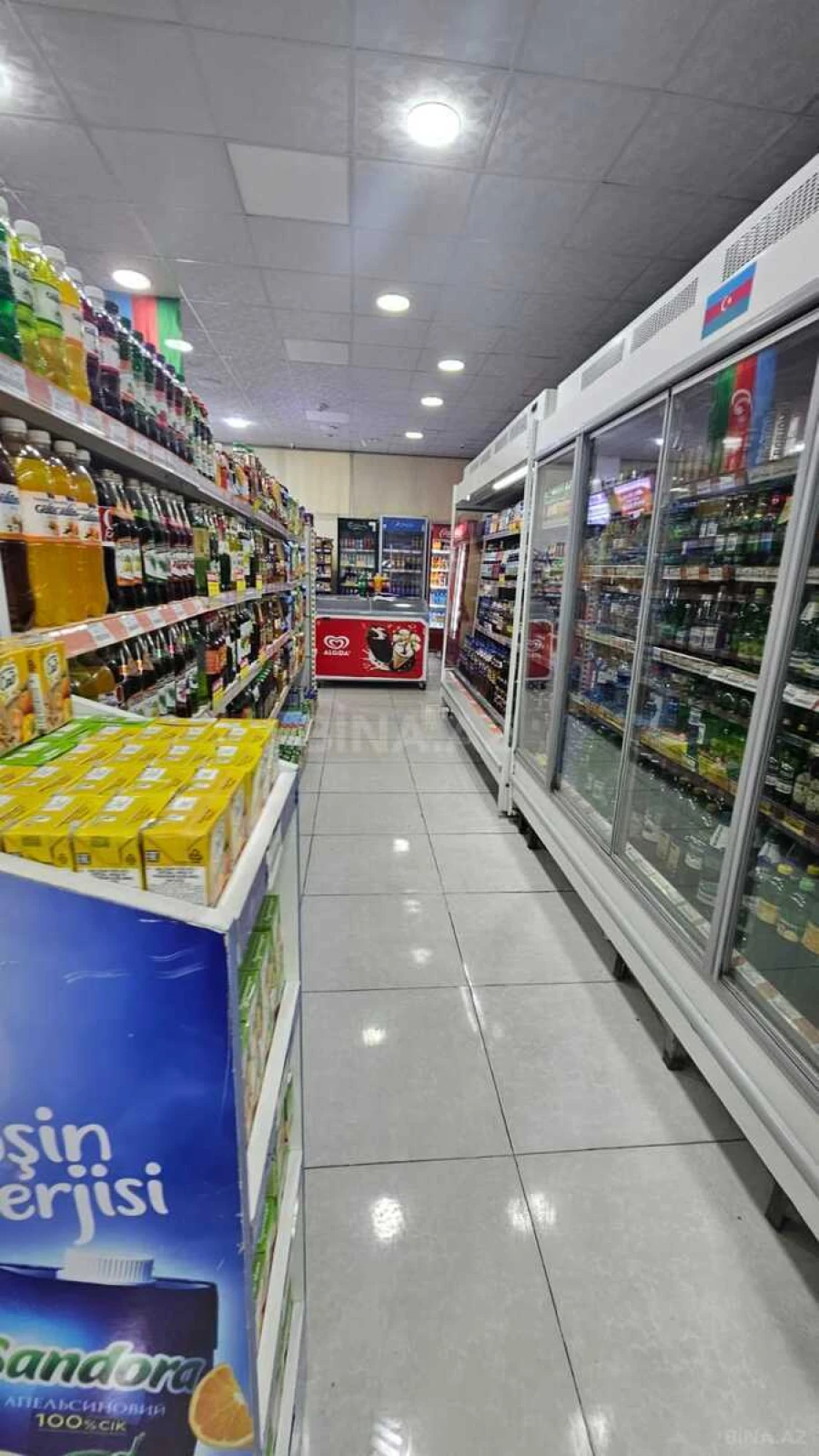 Satılır obyekt 220 m²