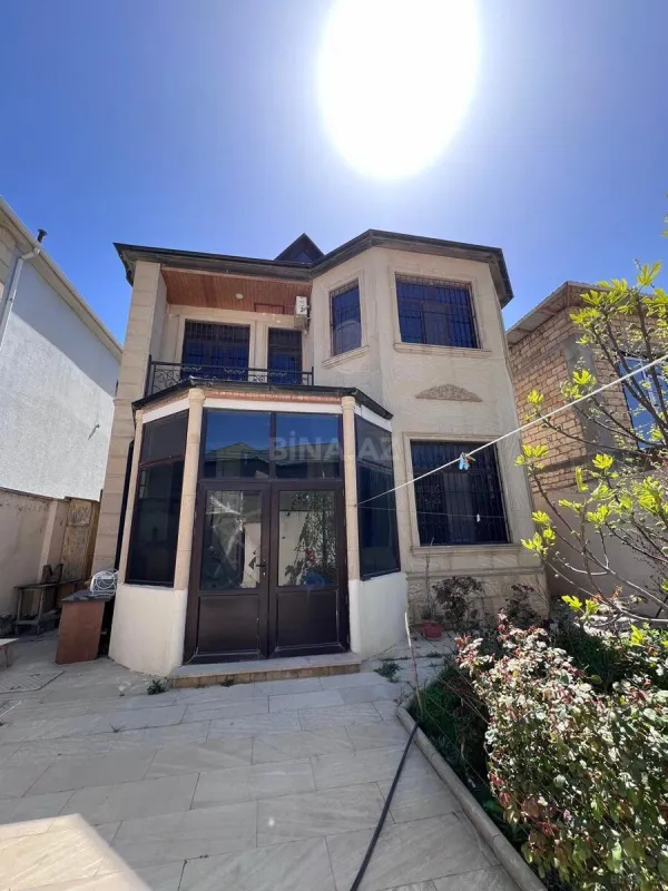 Kirayə verilir 4 otaqlı həyət evi 190 m²