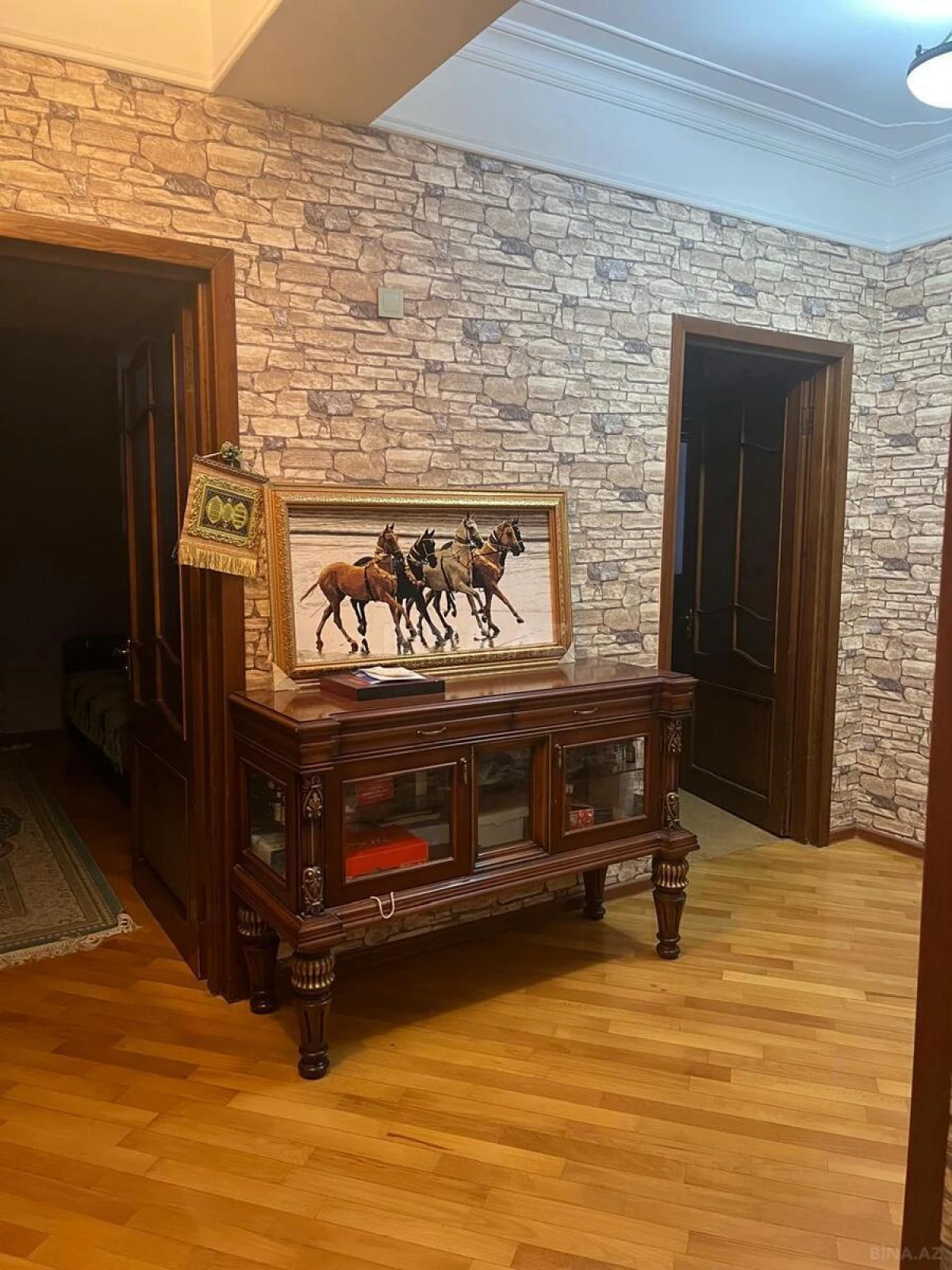 Kirayə verilir 3 otaqlı mənzil 115 m²