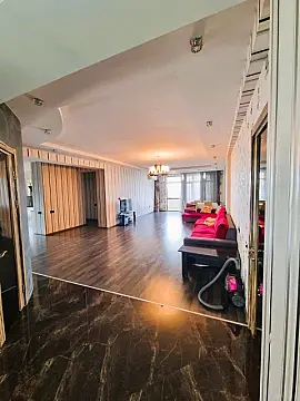 Kirayə verilir 3 otaqlı mənzil 165 m²