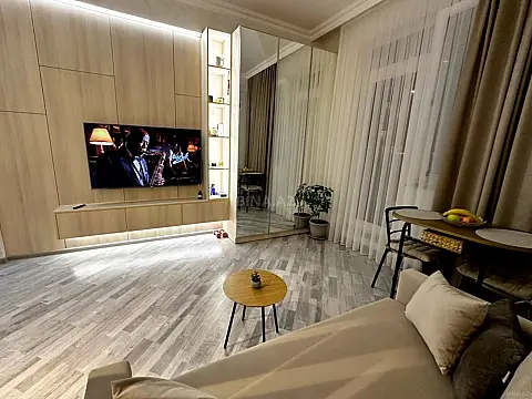 Satılır 1 otaqlı mənzil 35 m²