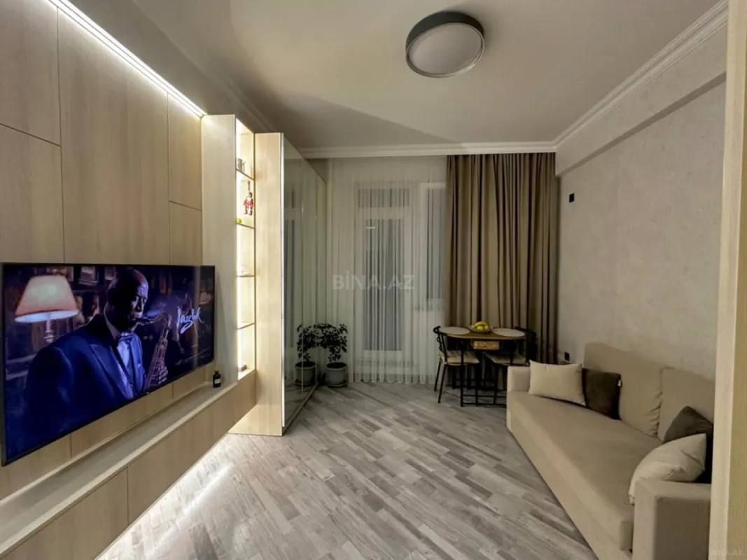 Satılır 1 otaqlı mənzil 35 m²