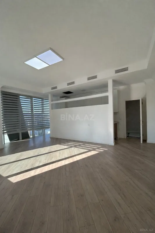 Kirayə verilir 3 otaqlı mənzil 116 m²