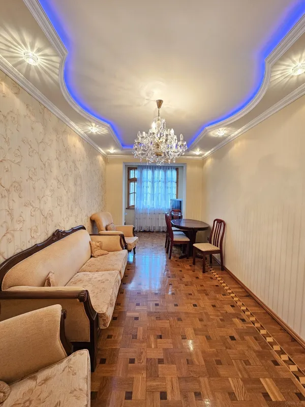 Satılır 3 otaqlı mənzil 85 m²