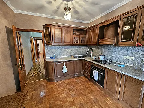 Satılır 3 otaqlı mənzil 85 m²