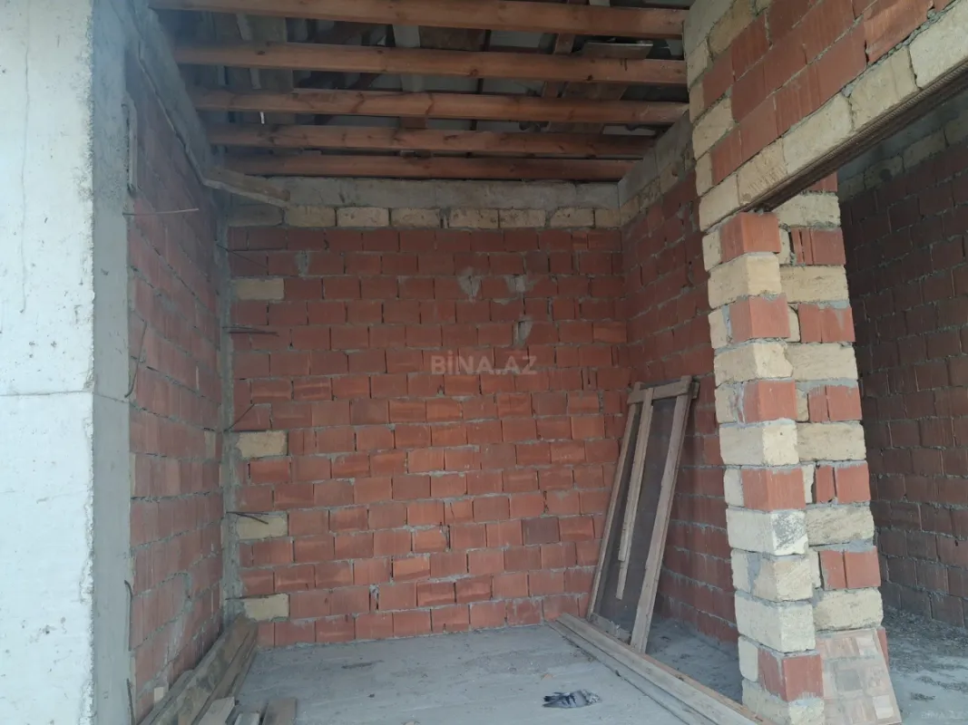 Satılır 5 otaqlı həyət evi 150 m²