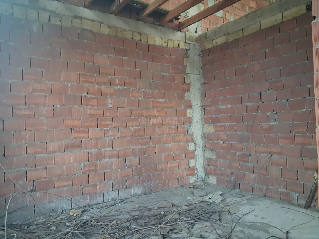 Satılır 5 otaqlı həyət evi 150 m²