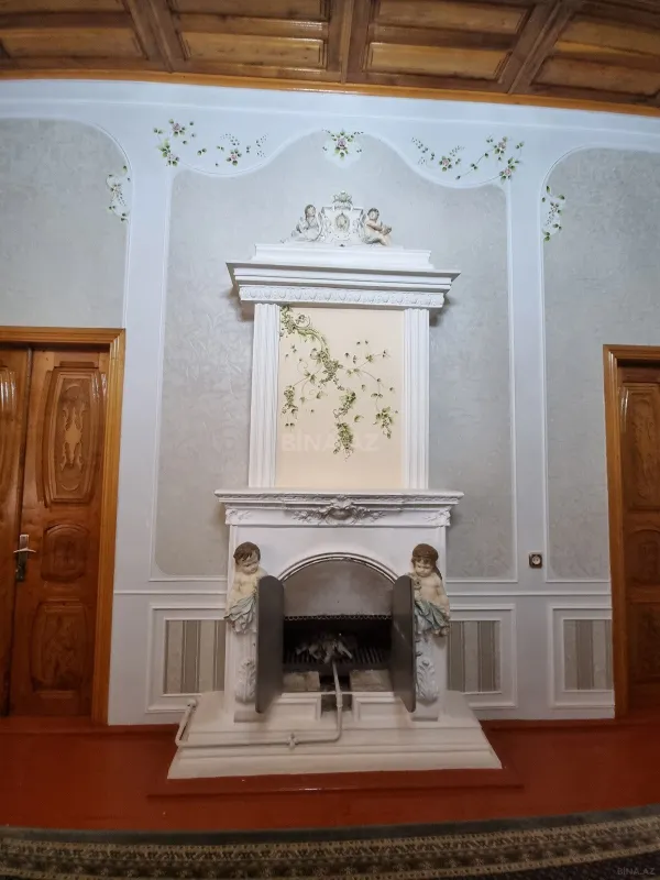 Satılır 5 otaqlı həyət evi 260 m²