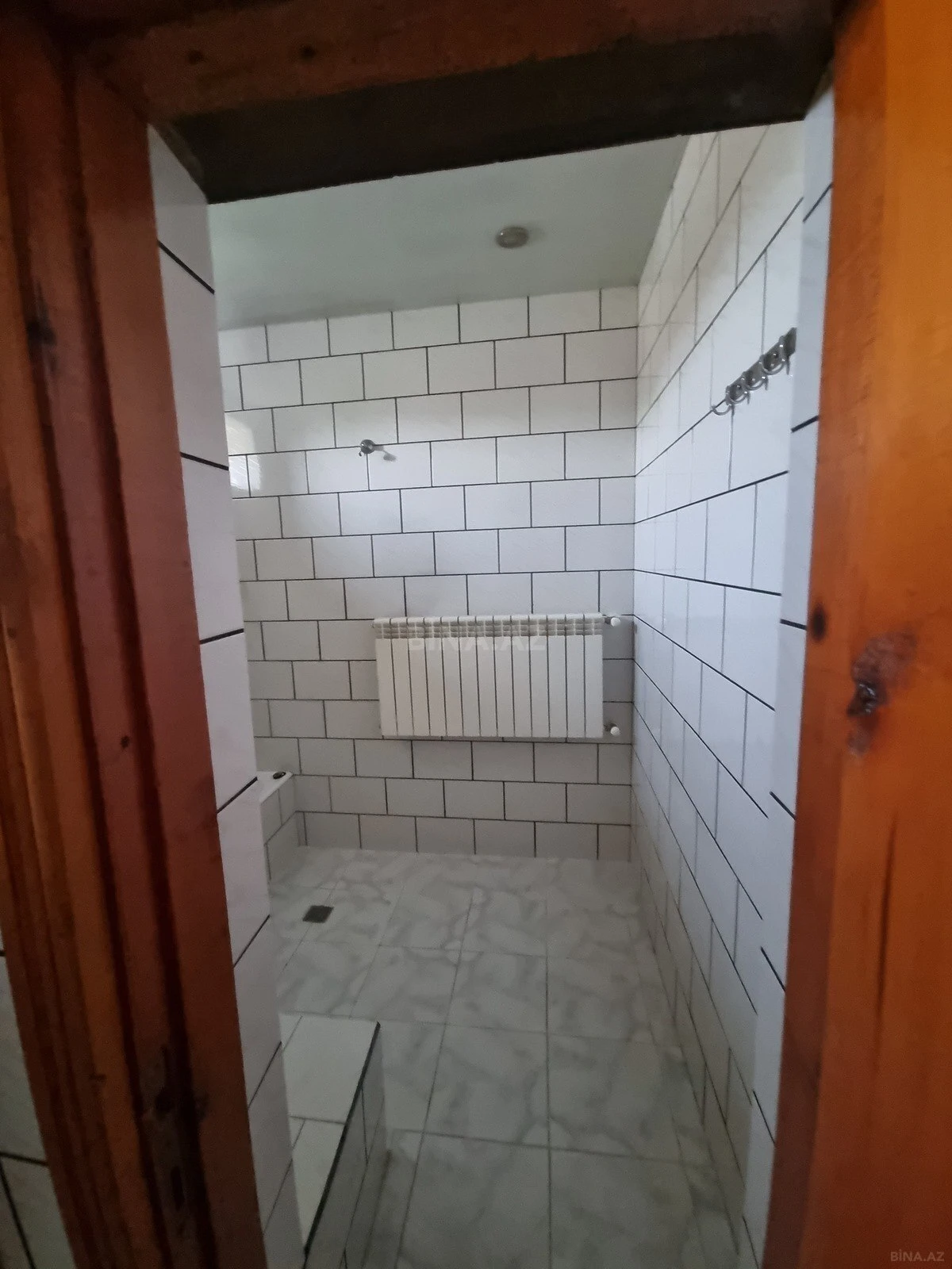Satılır 5 otaqlı həyət evi 260 m²