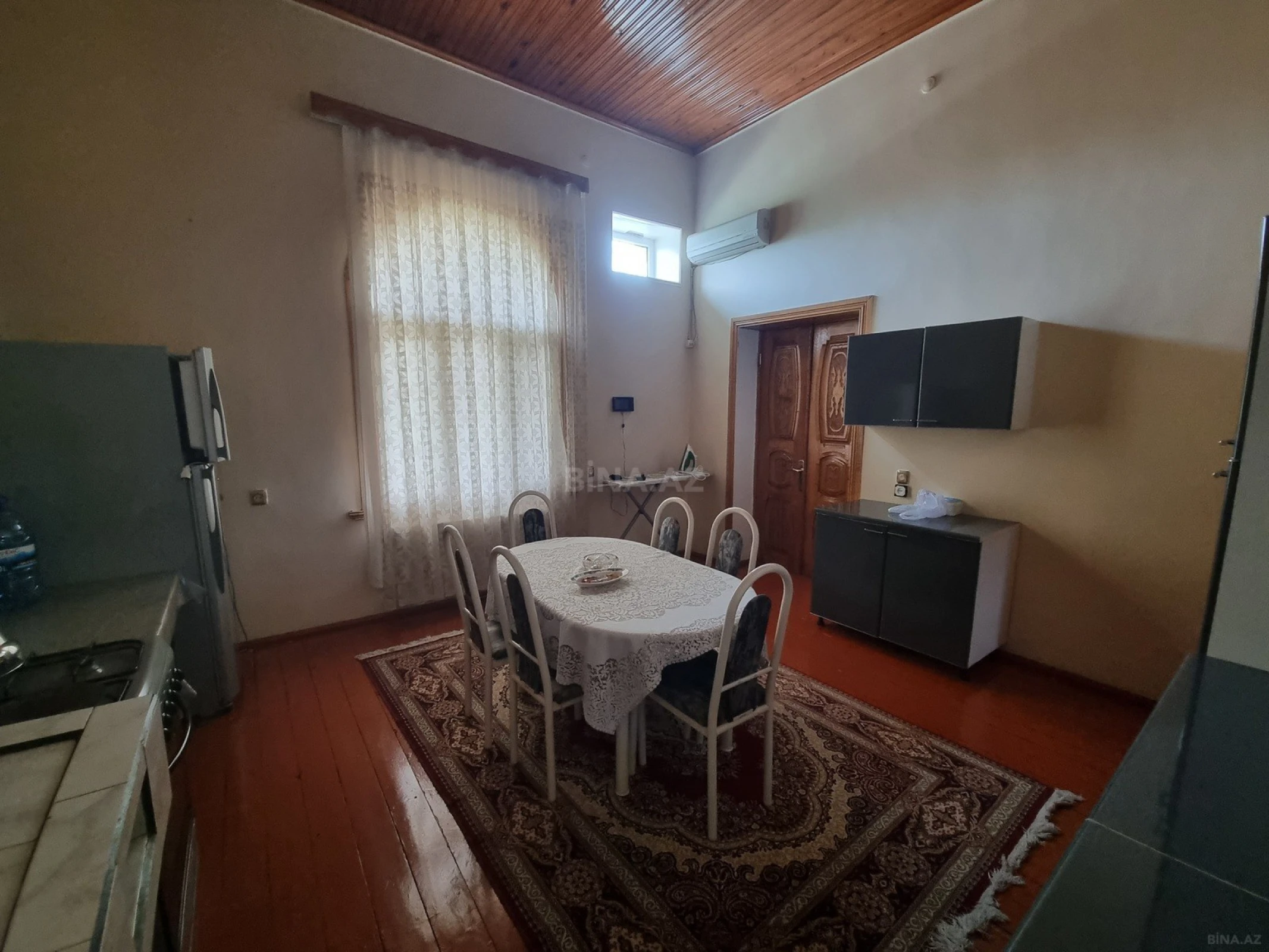 Satılır 5 otaqlı həyət evi 260 m²