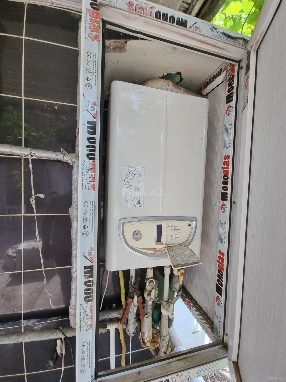 Satılır 5 otaqlı həyət evi 260 m²