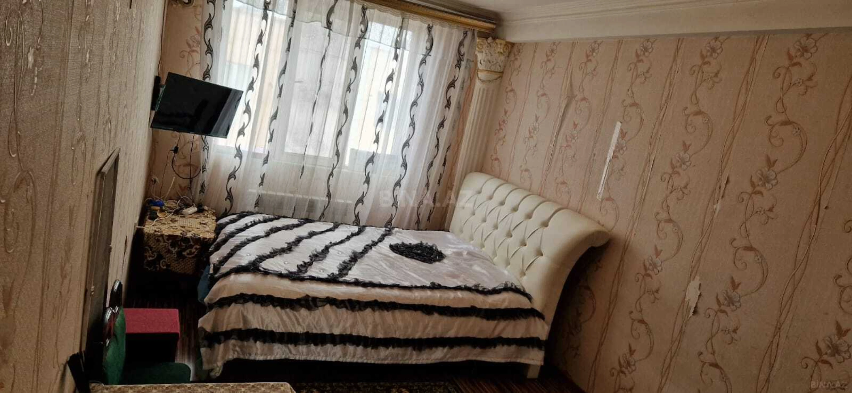 Satılır 2 otaqlı mənzil 70 m²