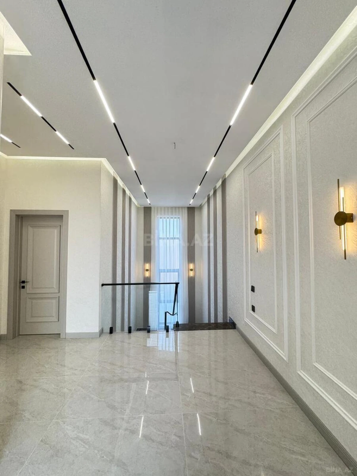 Satılır 5 otaqlı həyət evi 200 m²