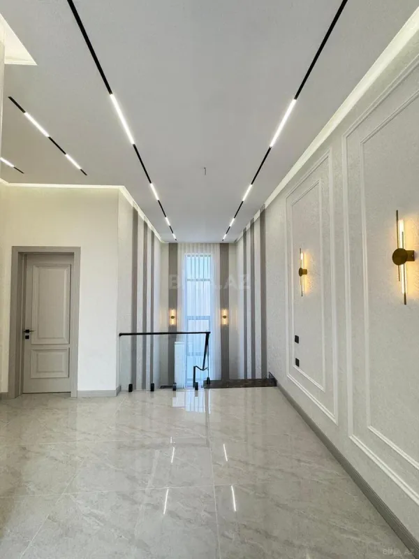 Satılır 5 otaqlı həyət evi 200 m²