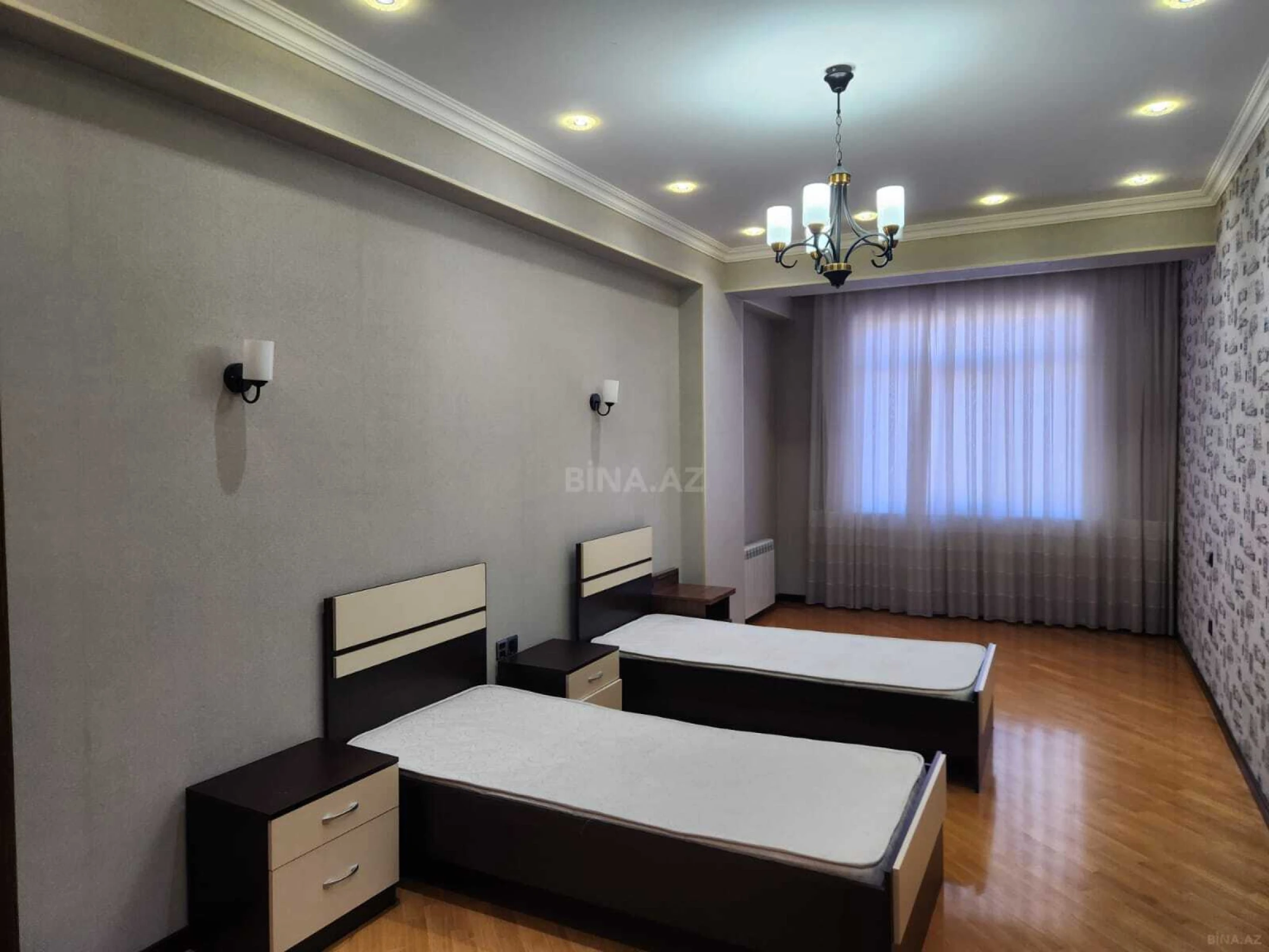 Kirayə verilir 3 otaqlı mənzil 128 m²
