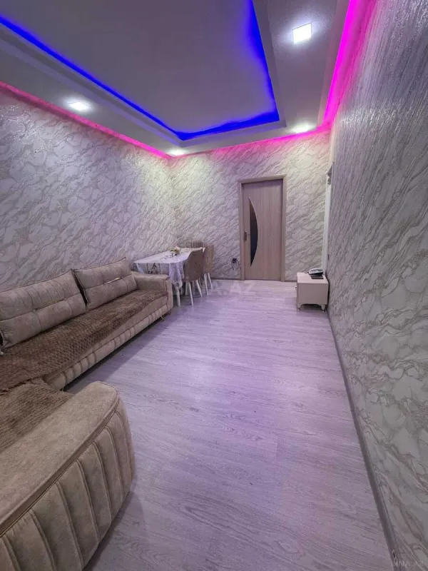 Satılır 2 otaqlı mənzil 55 m²
