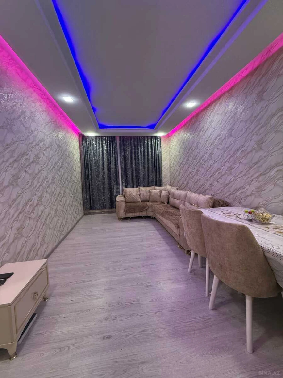 Satılır 2 otaqlı mənzil 55 m²