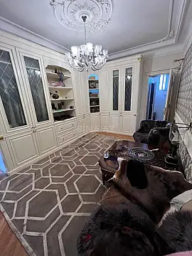 Satılır 4 otaqlı mənzil 160.3 m²