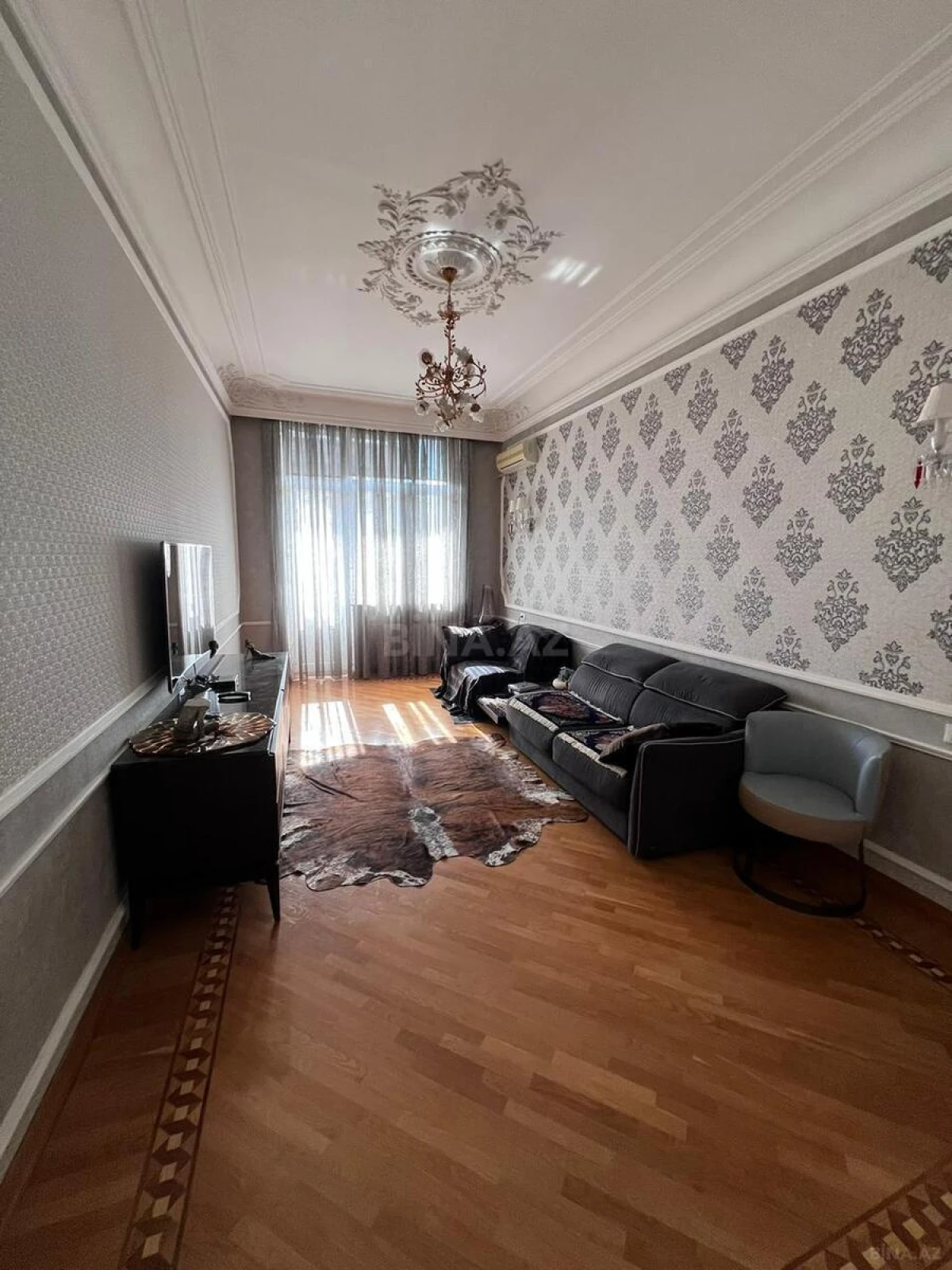Satılır 4 otaqlı mənzil 160.3 m²