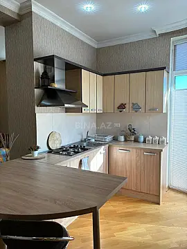 Kirayə verilir 3 otaqlı mənzil 110 m²