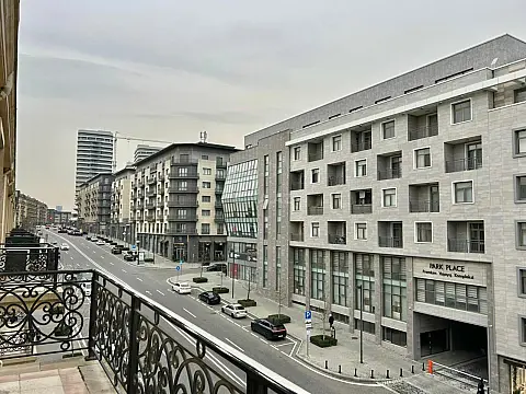 Kirayə verilir 3 otaqlı ofis 145 m² — Bakı 3 otaq 145.00 m²