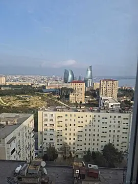 Satılır 2 otaqlı mənzil 100 m²